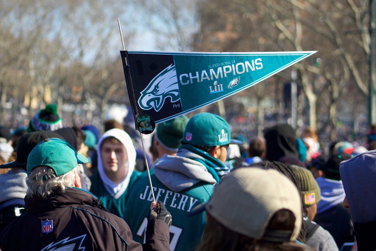 Early Super Bowl Data Shows Record Handle; Strong Prop Bet Outcomes Leads to Shattering of Gross Win Records